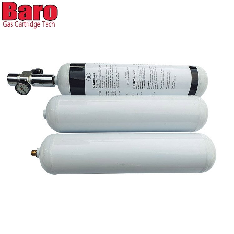 अग्निशमन में CO2 कारतूस की भूमिका क्या है?